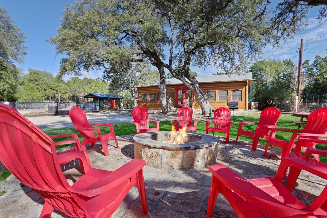 Wimberley Log Cabins Resort And Suites- Unit 2 المظهر الخارجي الصورة
