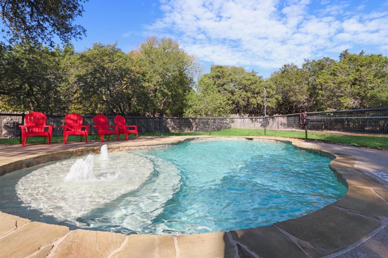 Wimberley Log Cabins Resort And Suites- Unit 2 المظهر الخارجي الصورة